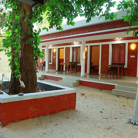 Agape Marari Appartement Mararikulam Buitenkant foto