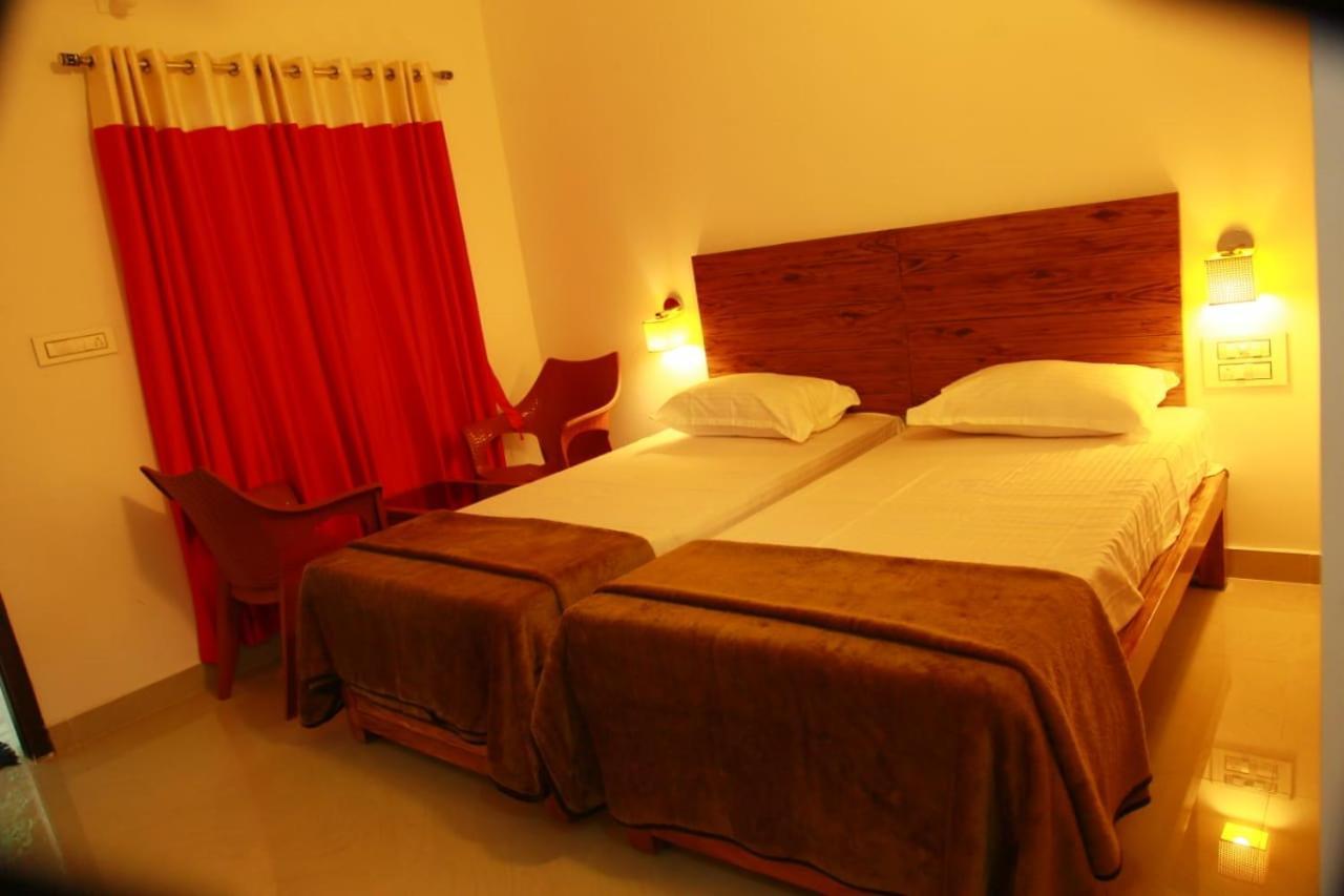 Agape Marari Appartement Mararikulam Buitenkant foto