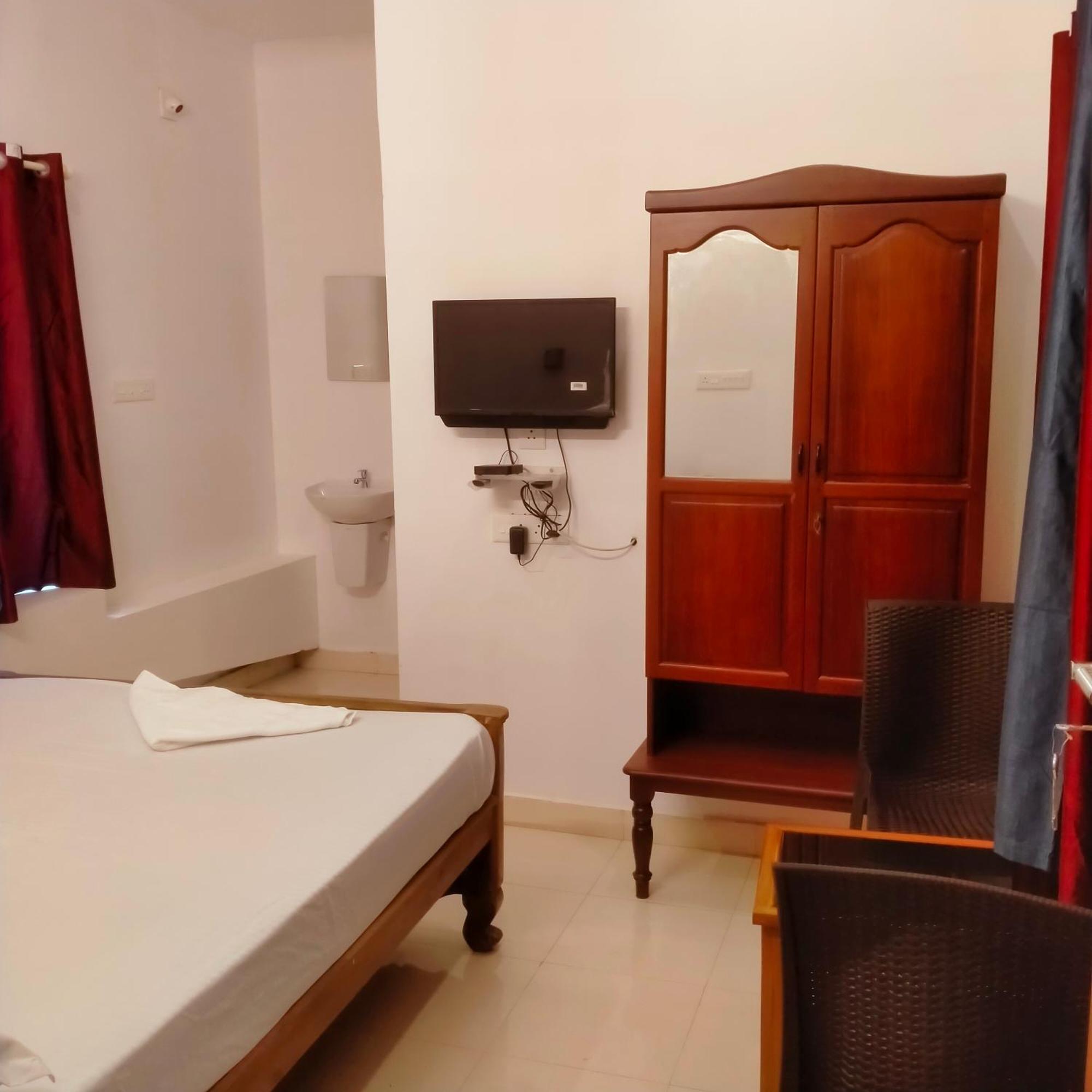 Agape Marari Appartement Mararikulam Kamer foto